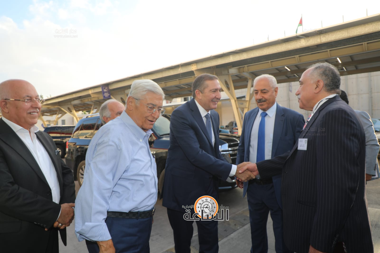 Madar Al-Saa Images 0.7923508014663387