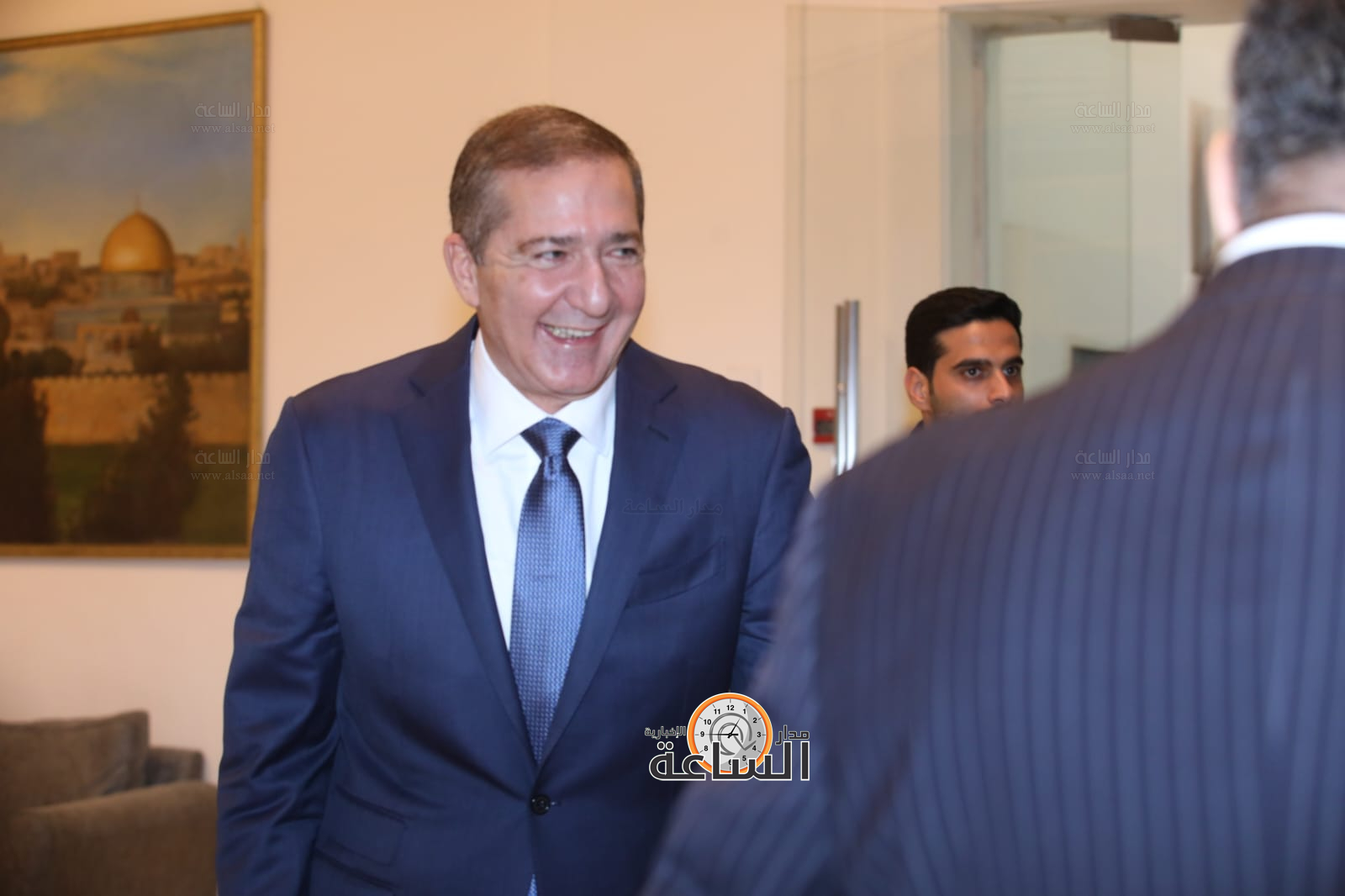 Madar Al-Saa Images 0.0053813735588952305