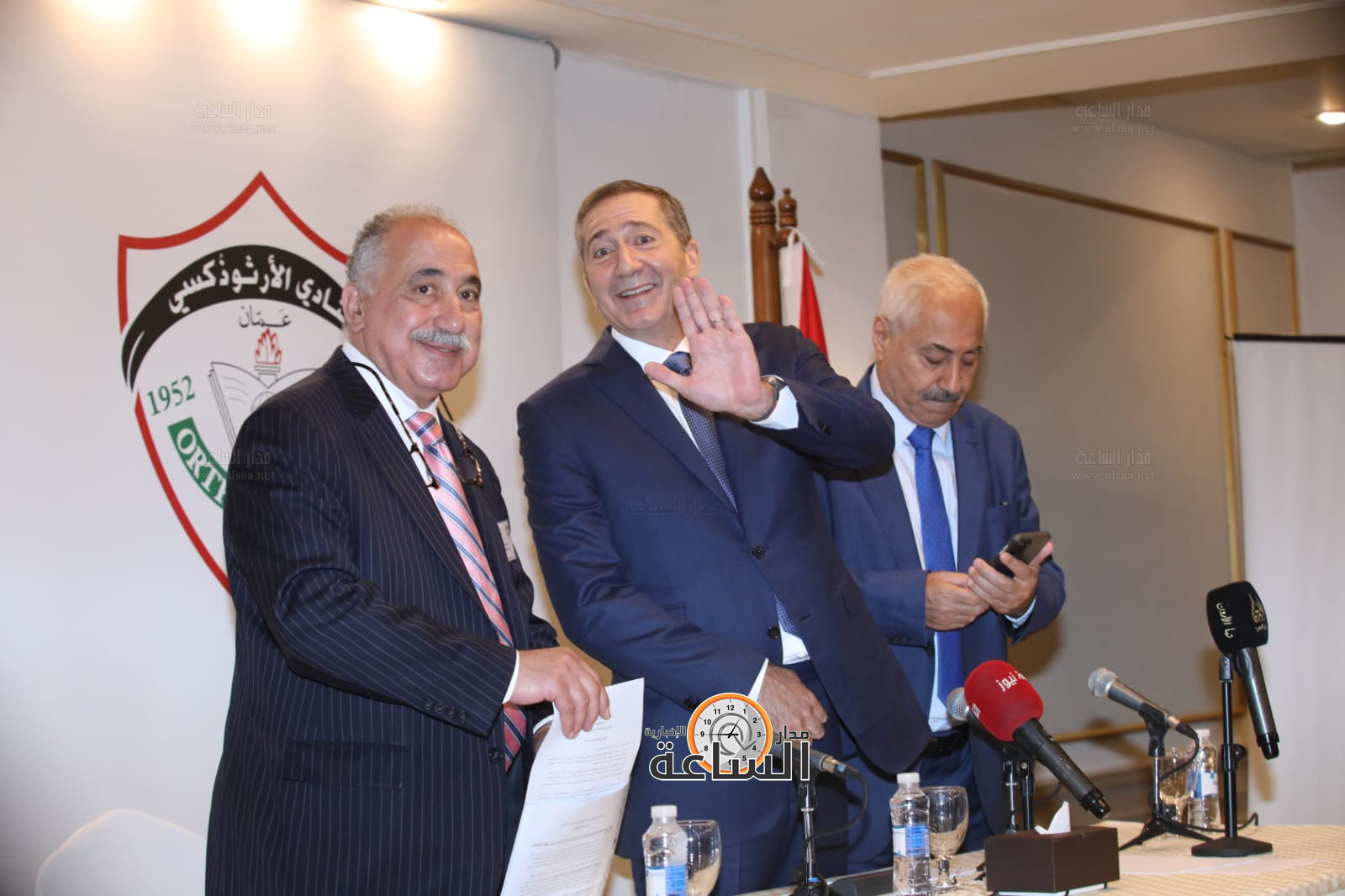 Madar Al-Saa Images 0.37444689128244435