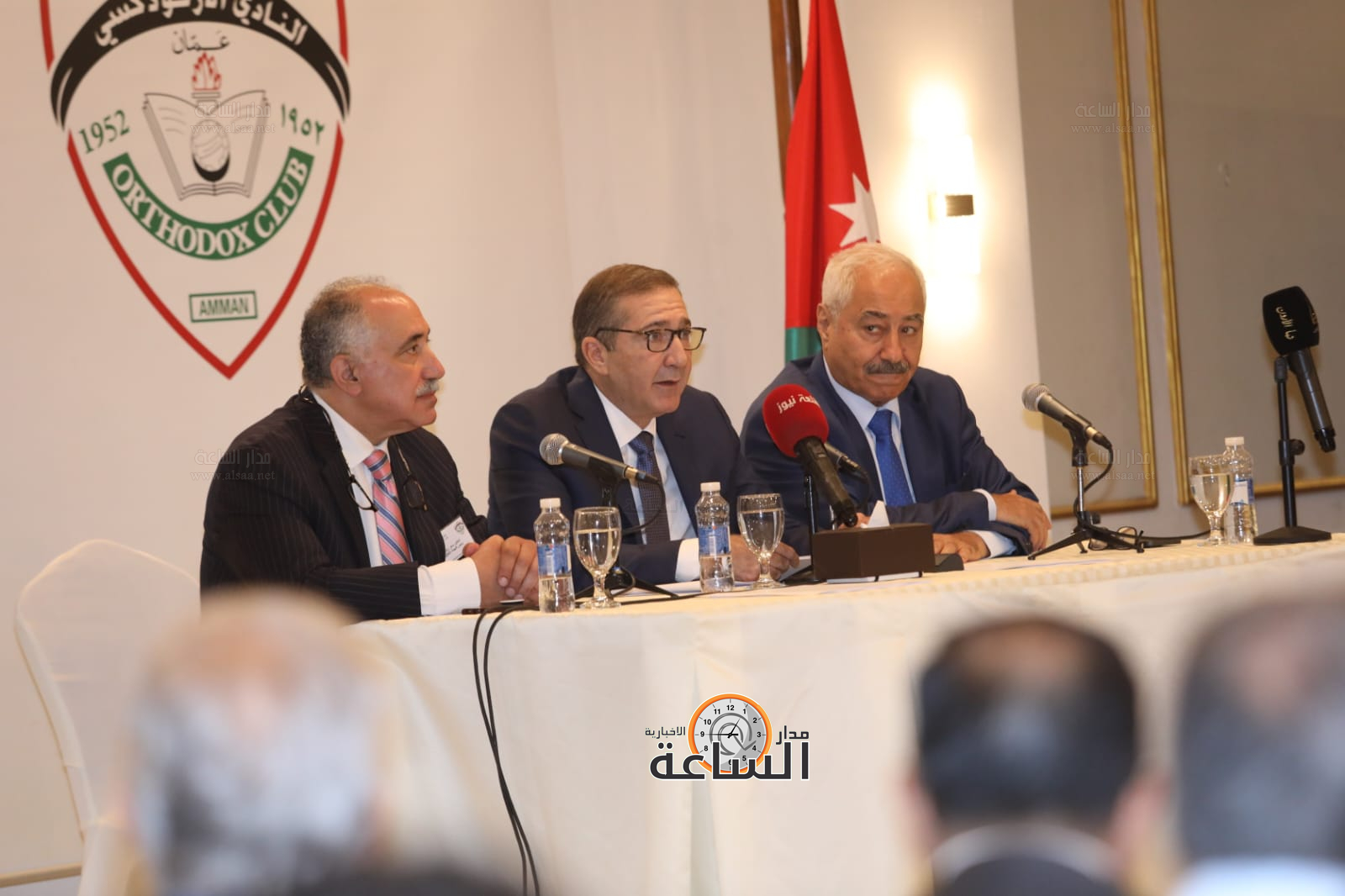 Madar Al-Saa Images 0.6012709780627896