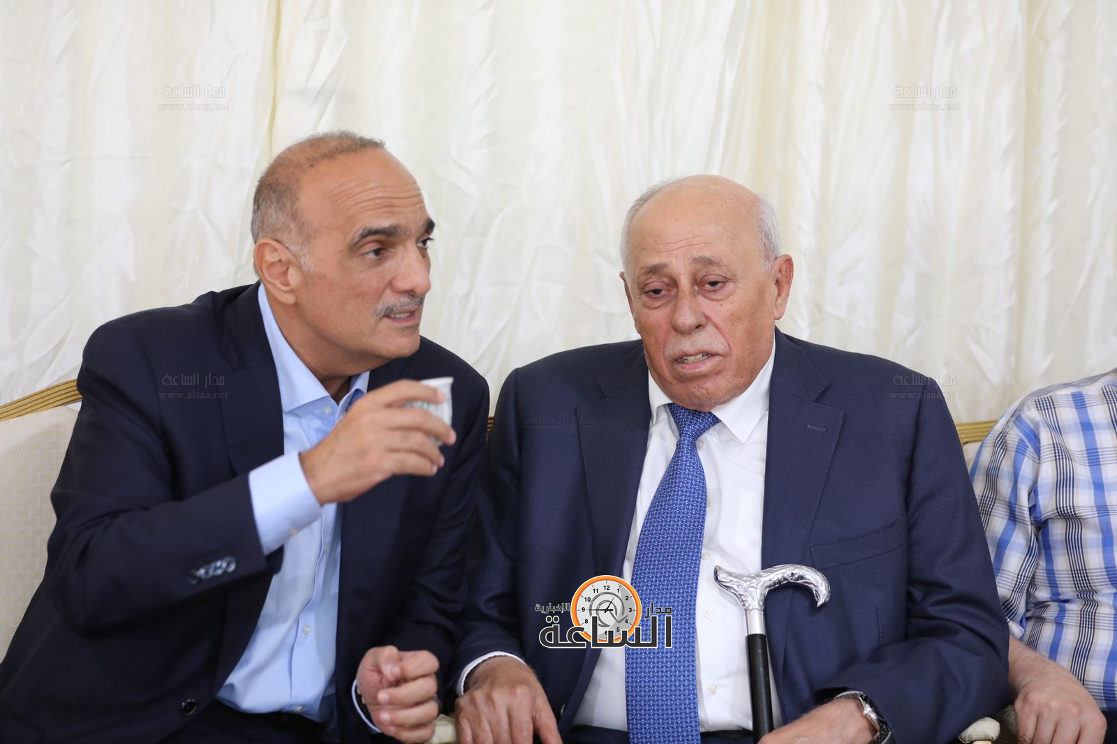 Madar Al-Saa Images 0.4067393820497076