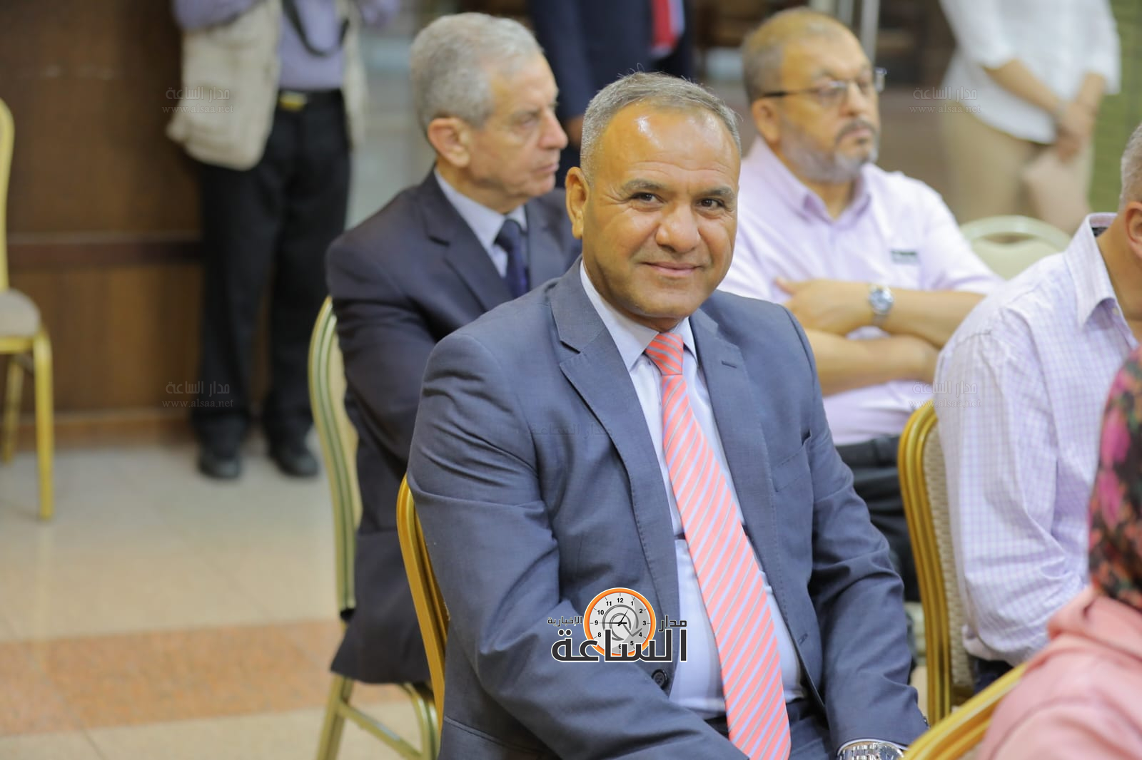 Madar Al-Saa Images 0.8782280760971524