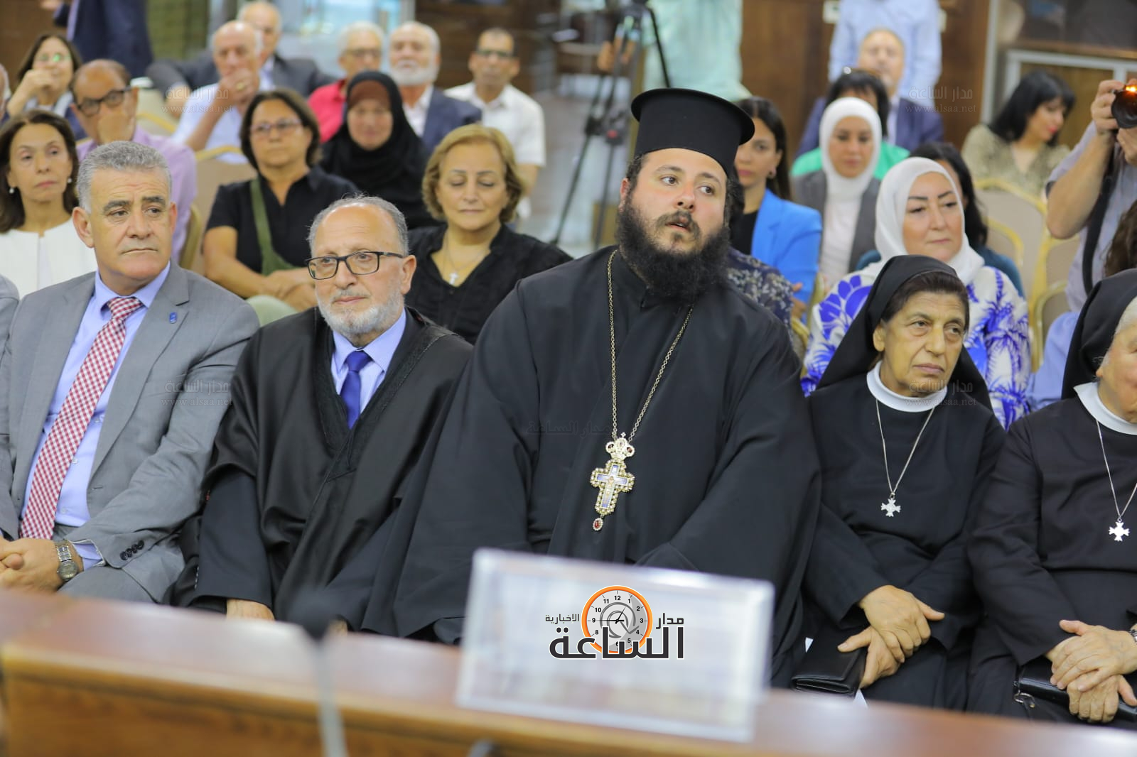 Madar Al-Saa Images 0.9244412415822783