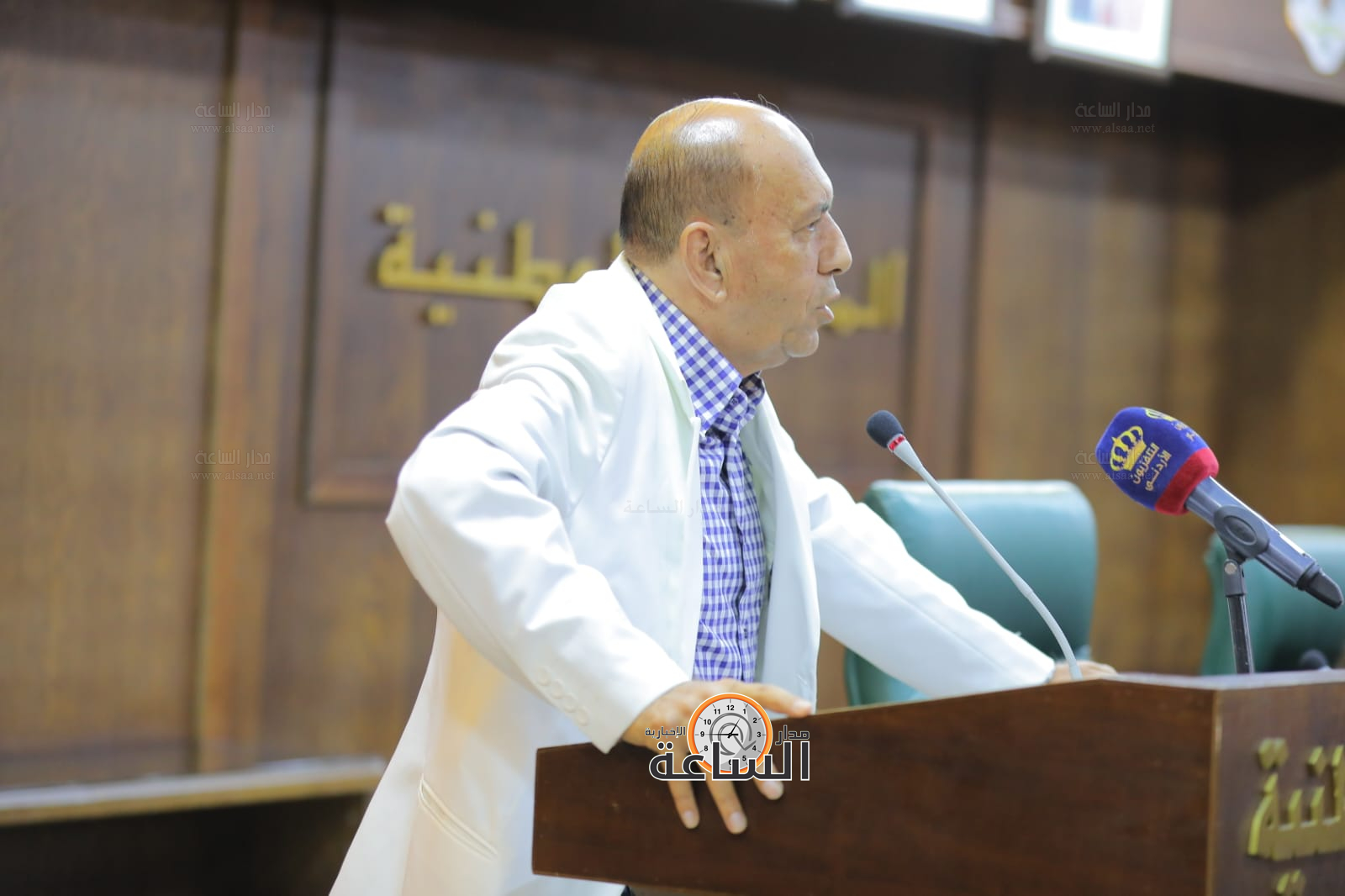 Madar Al-Saa Images 0.4111962042496171