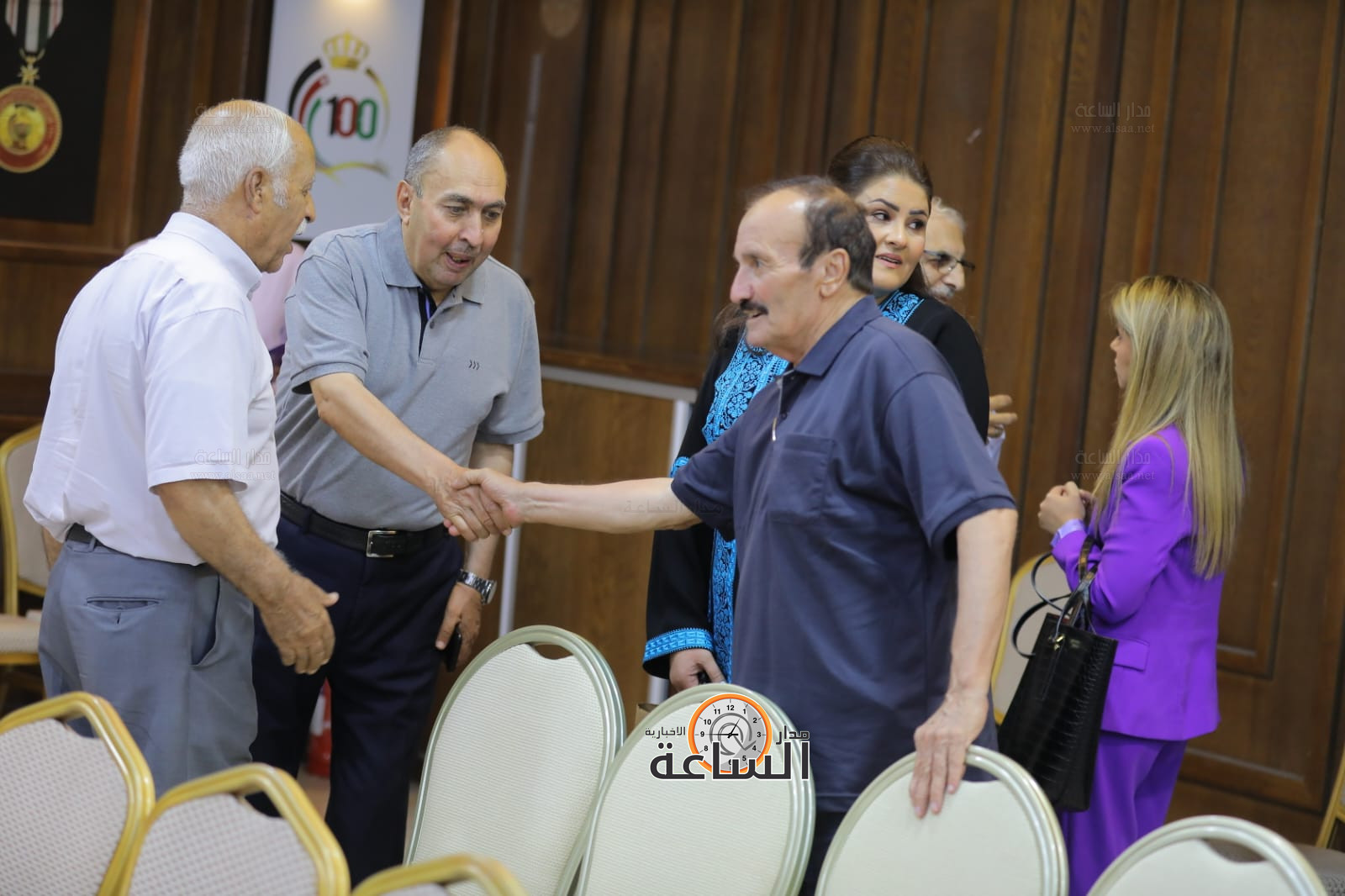 Madar Al-Saa Images 0.04346469067900016