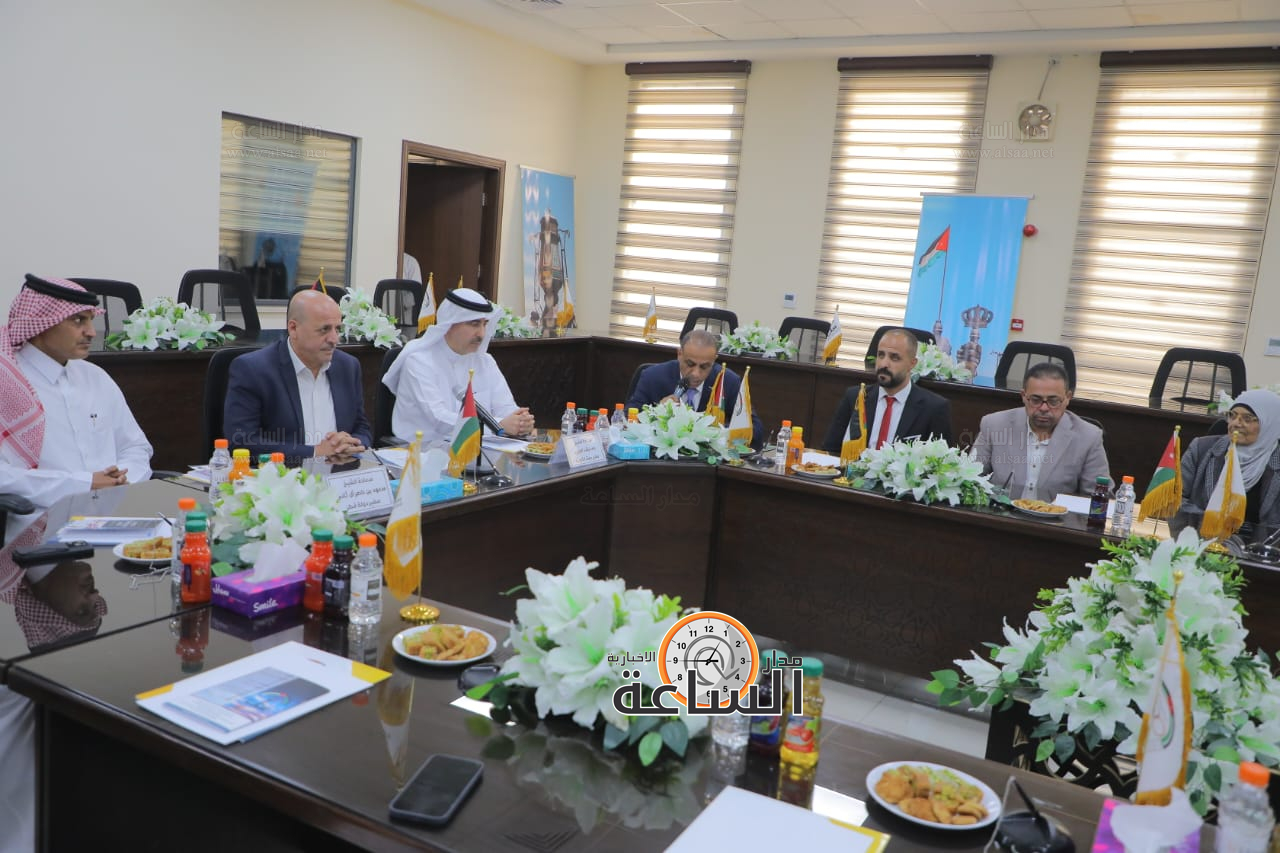 Madar Al-Saa Images 0.7250178977849884