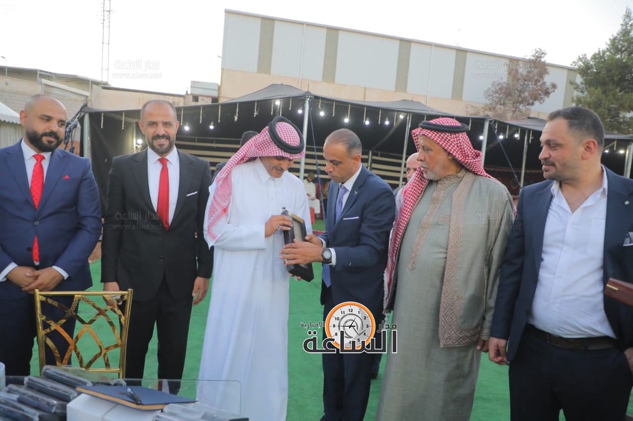 Madar Al-Saa Images 0.6394226518477928