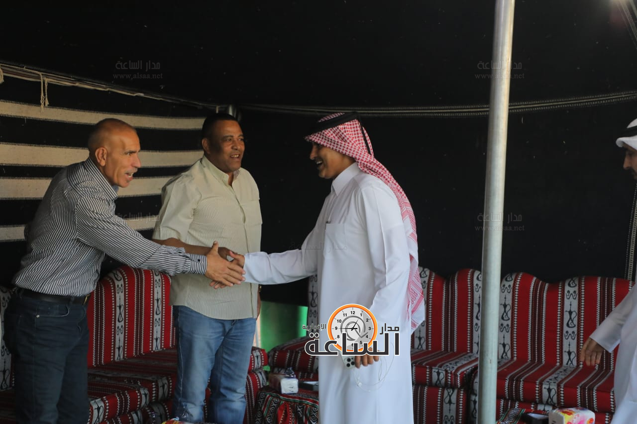 Madar Al-Saa Images 0.45385605521152494