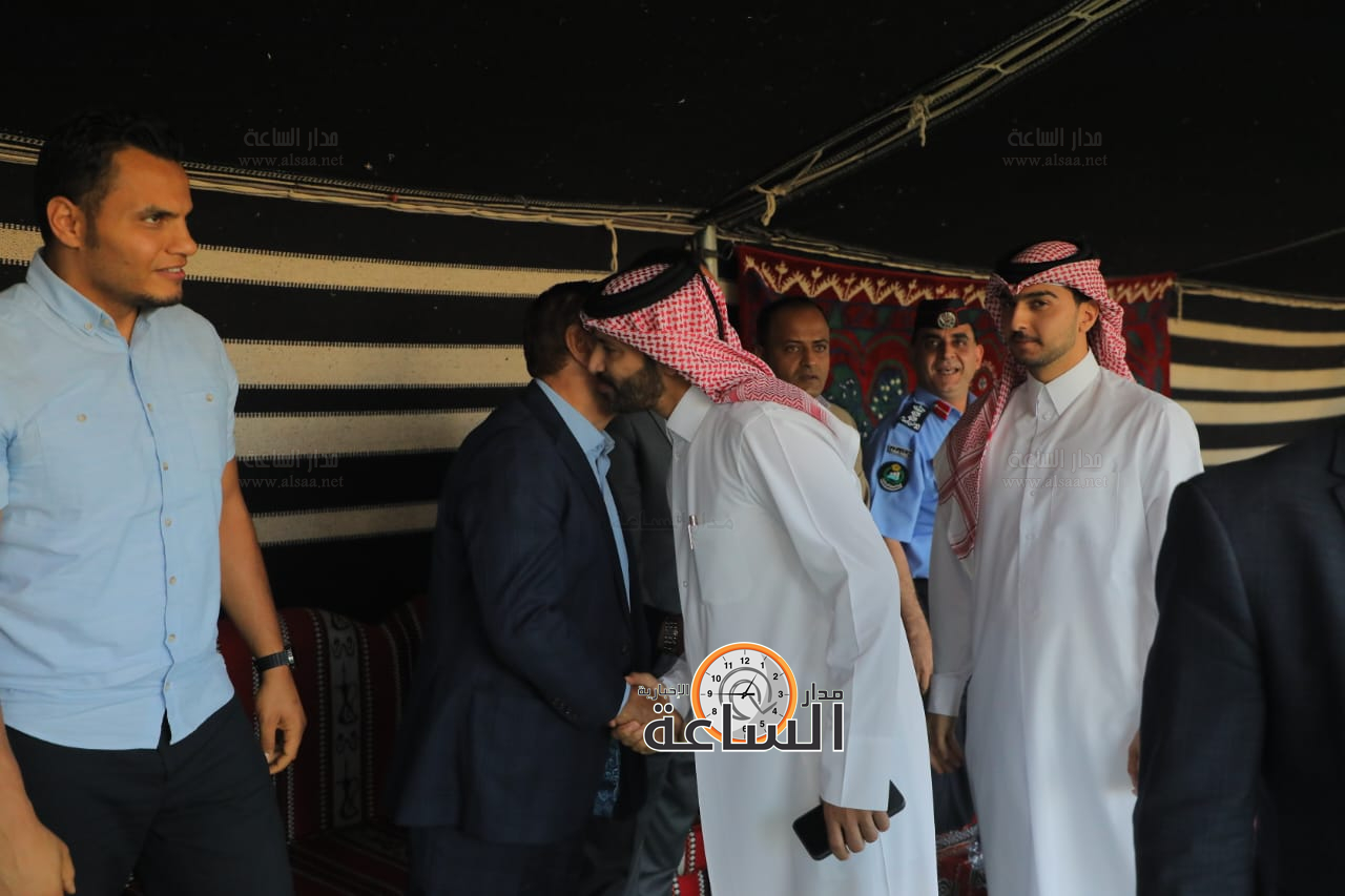 Madar Al-Saa Images 0.24904573915405082