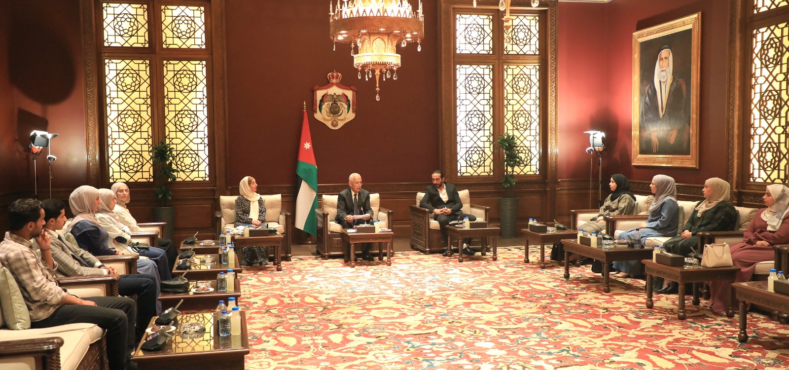 Madar Al-Saa Images 0.5023335217047609