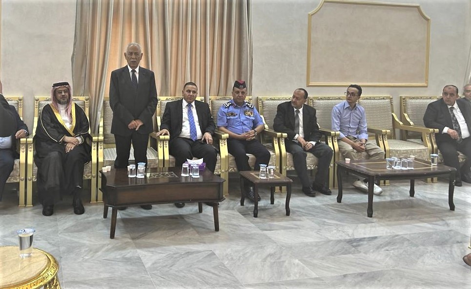 Madar Al-Saa Images 0.8706843584449391