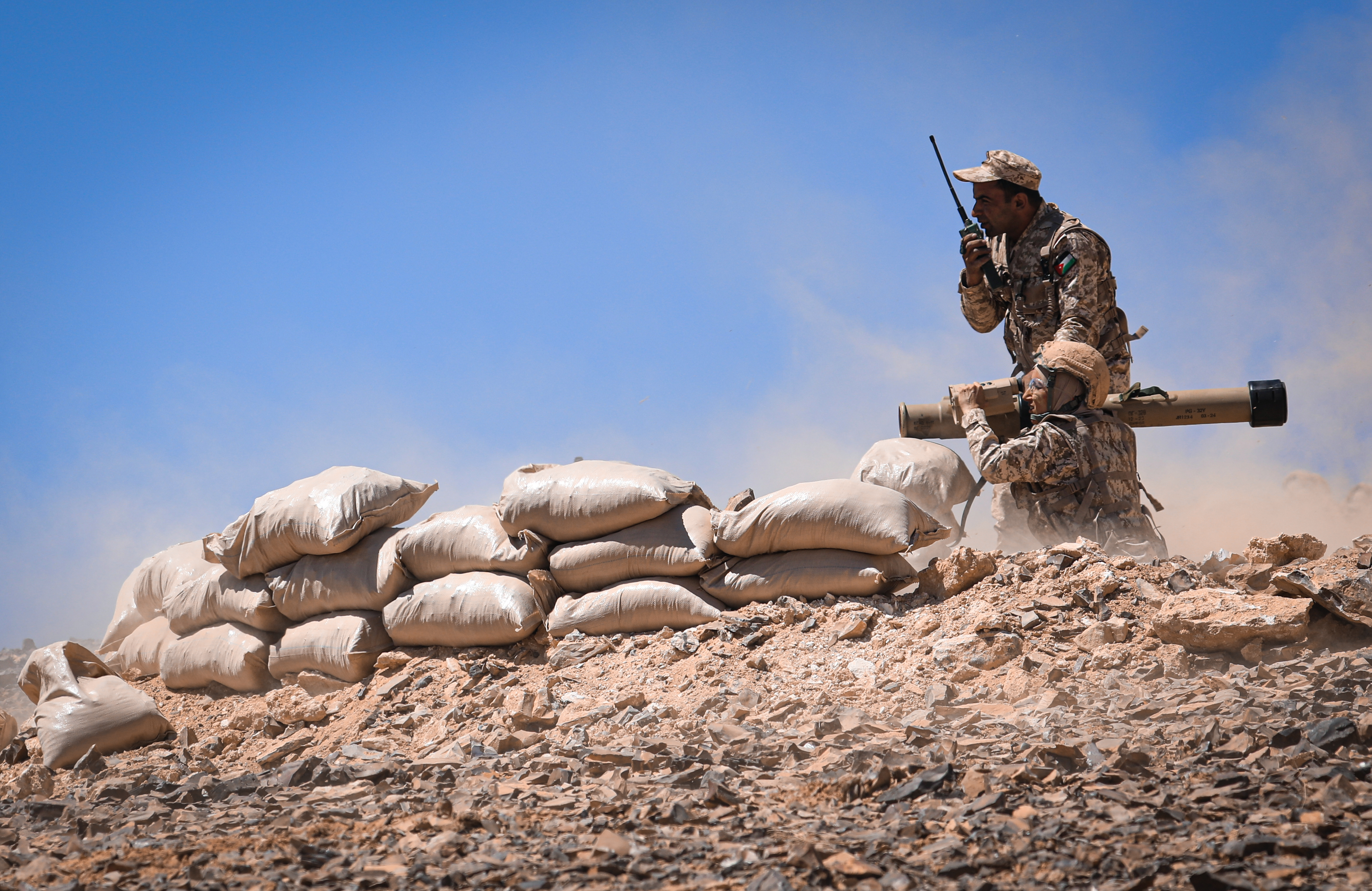 Madar Al-Saa Images 0.4534086853951611