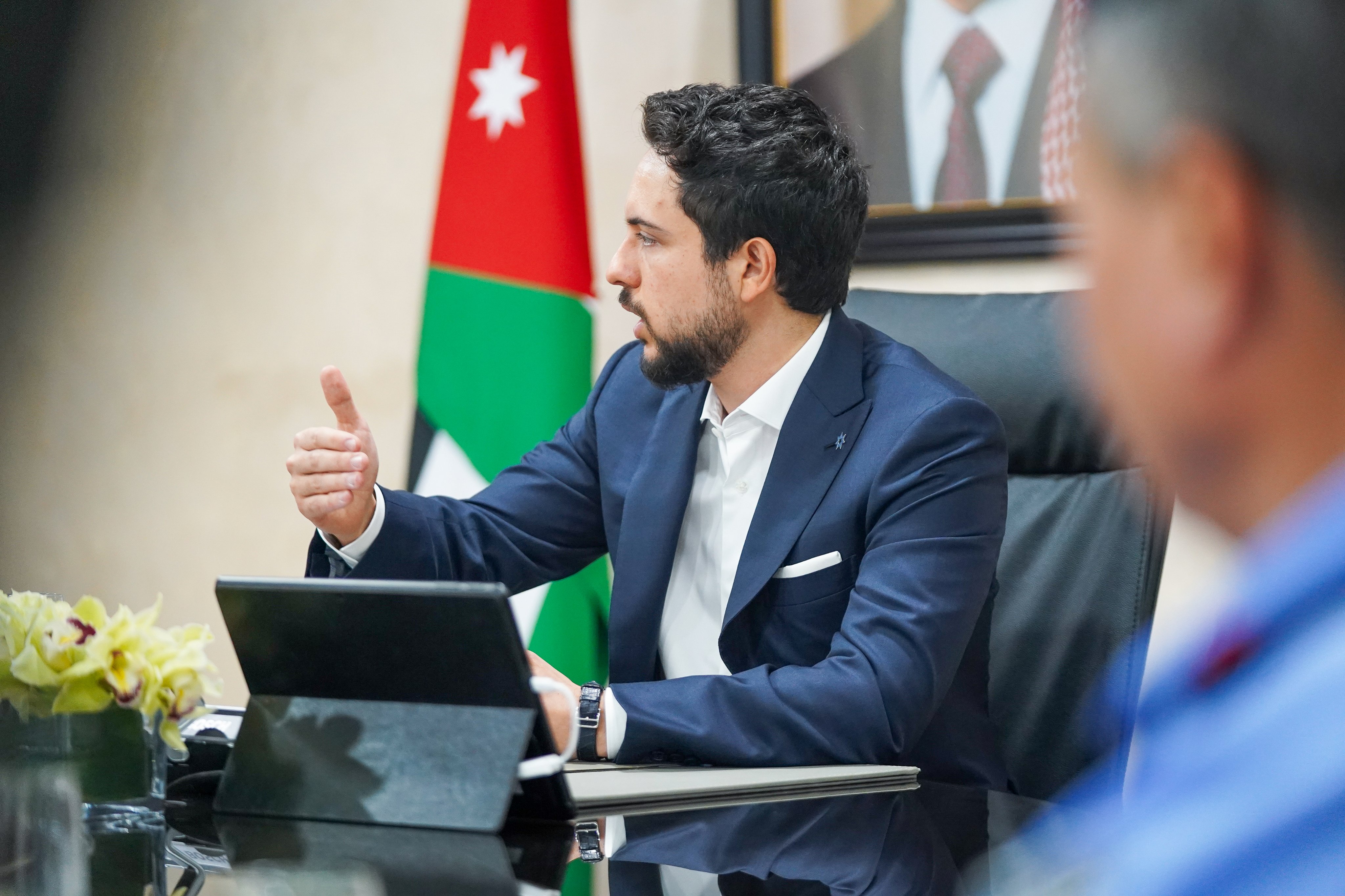 Madar Al-Saa Images 0.616890980444033