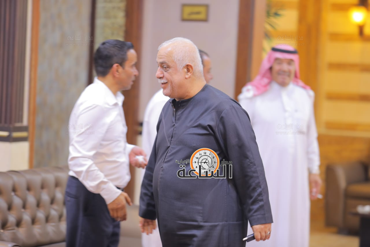 Madar Al-Saa Images 0.8882939341013183