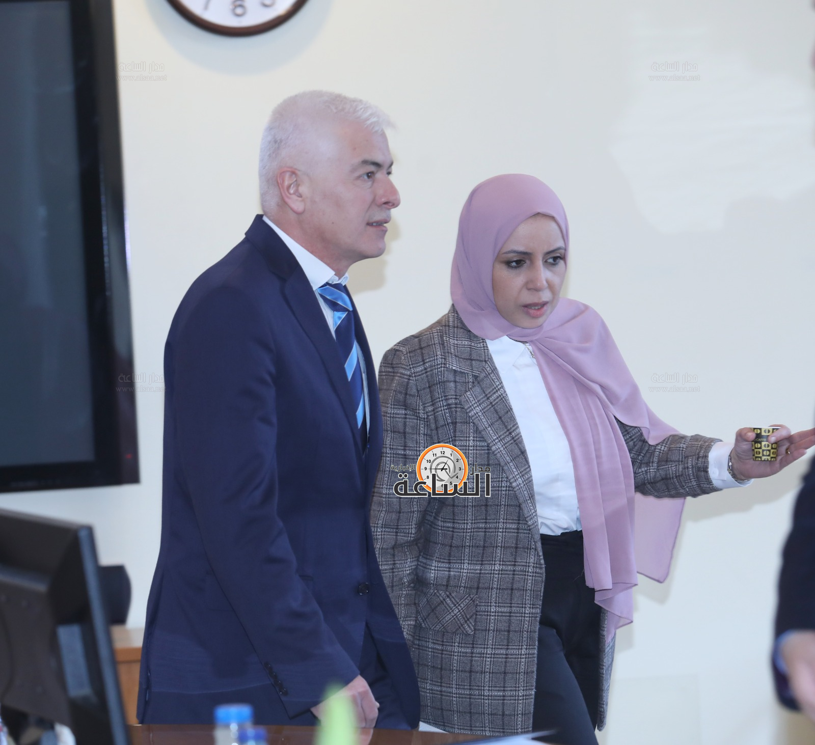 Madar Al-Saa Images 0.6868322858119478