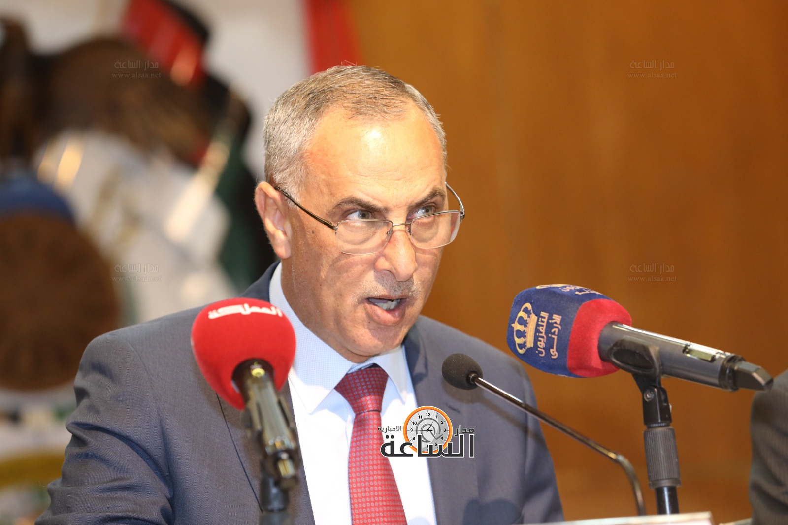 Madar Al-Saa Images 0.20539363330813853