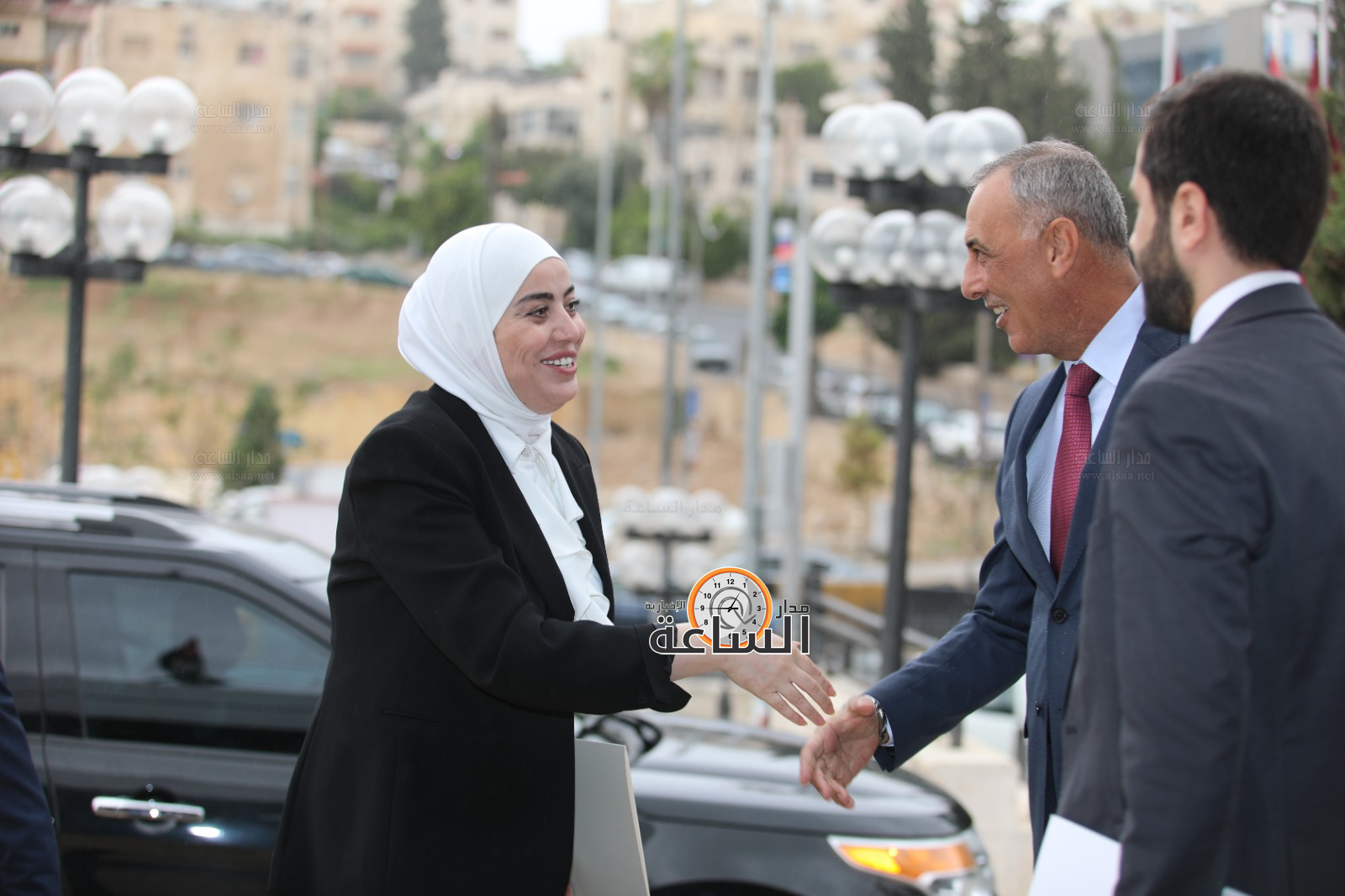 Madar Al-Saa Images 0.8748130114800936