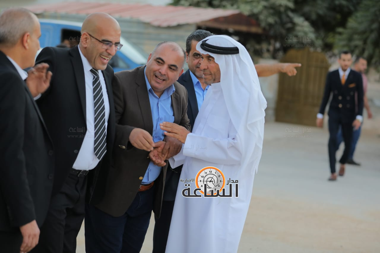 Madar Al-Saa Images 0.8989007670615479