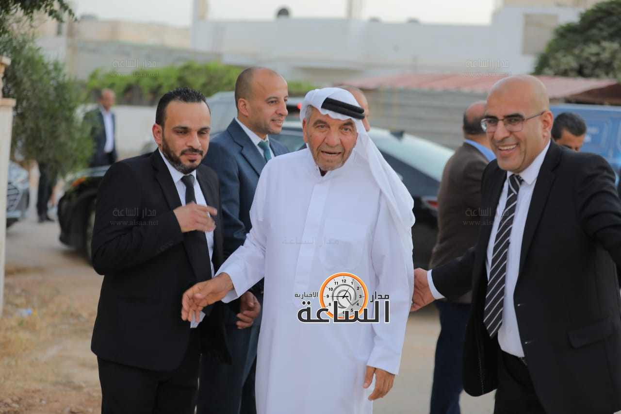 Madar Al-Saa Images 0.3419357585862104