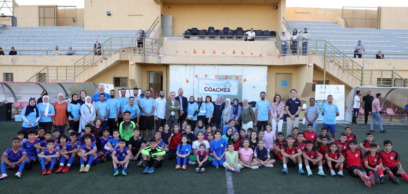 Madar Al-Saa Images 0.41001134201664247