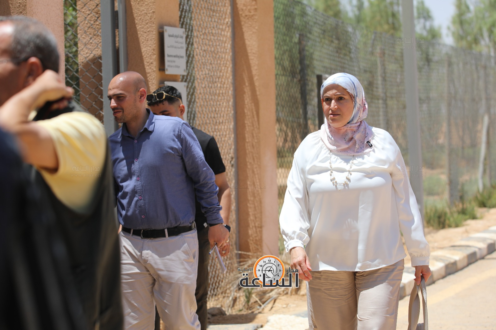 Madar Al-Saa Images 0.1561531585788727