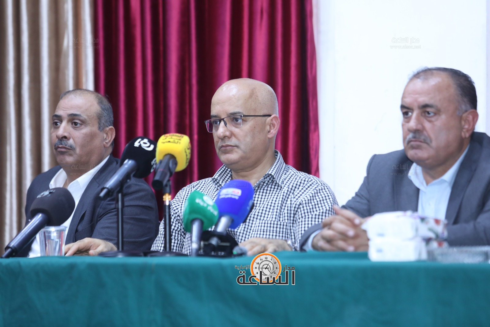 Madar Al-Saa Images 0.7504730854486423