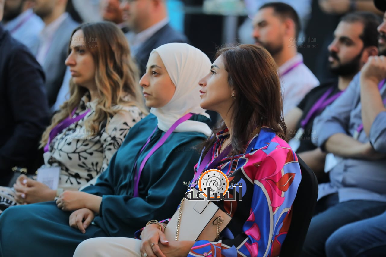 Madar Al-Saa Images 0.9927068279903613