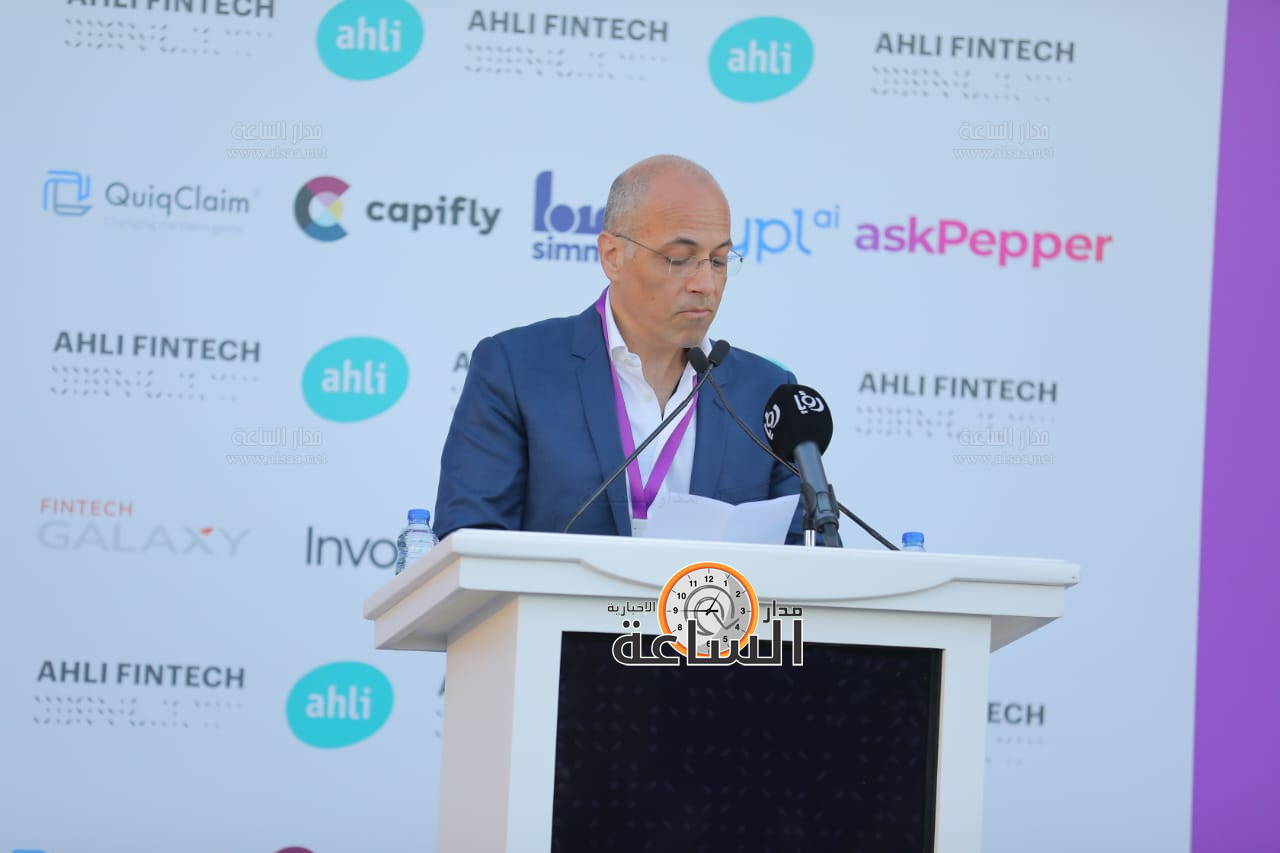 Madar Al-Saa Images 0.2683693758564081