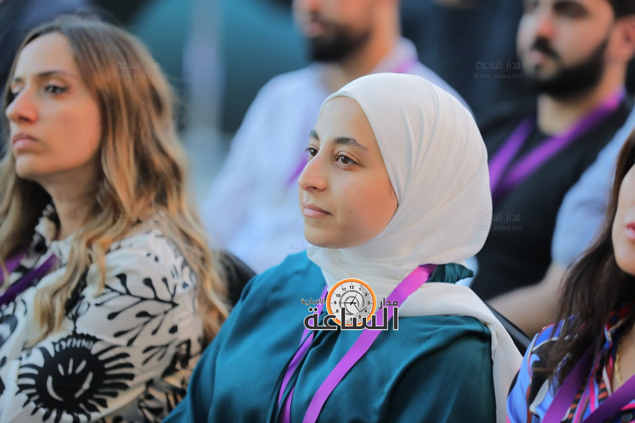 Madar Al-Saa Images 0.7717857642419956