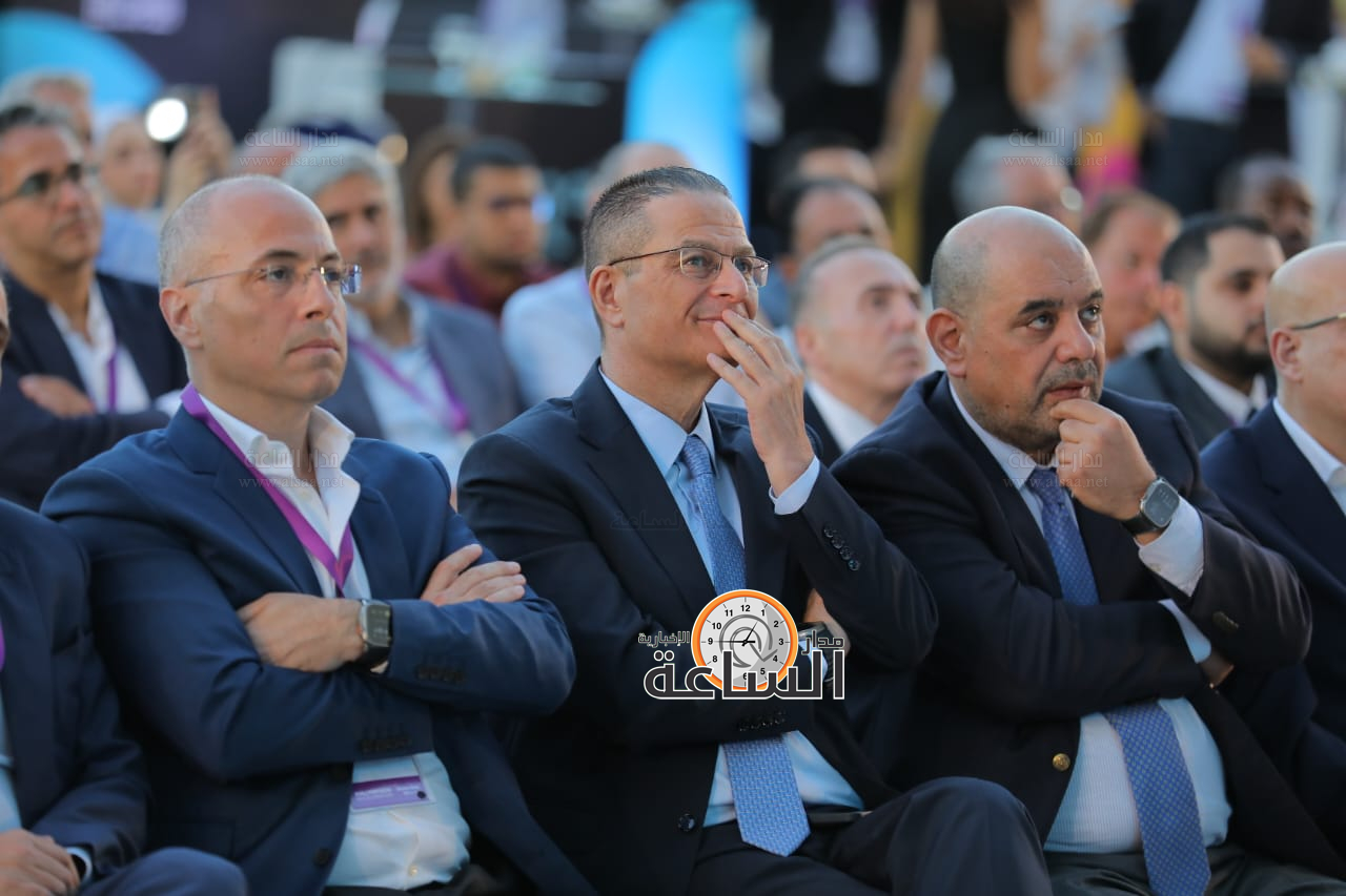 Madar Al-Saa Images 0.6269306384491138