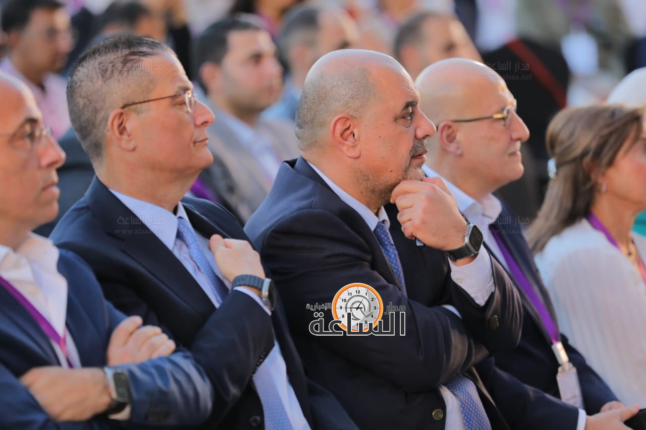 Madar Al-Saa Images 0.35883515008150635