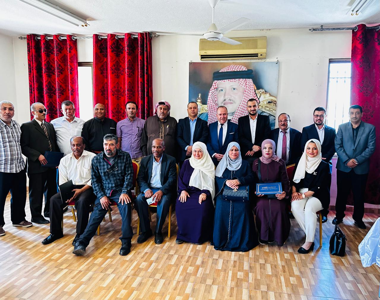 Madar Al-Saa Images 0.3669954435837486