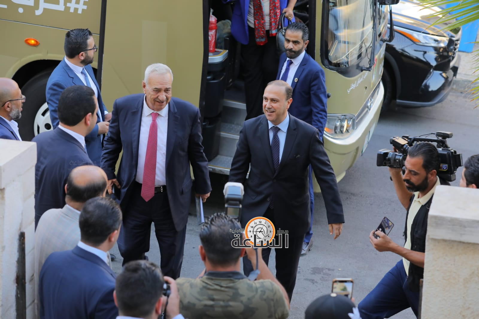 Madar Al-Saa Images 0.04323594595773361