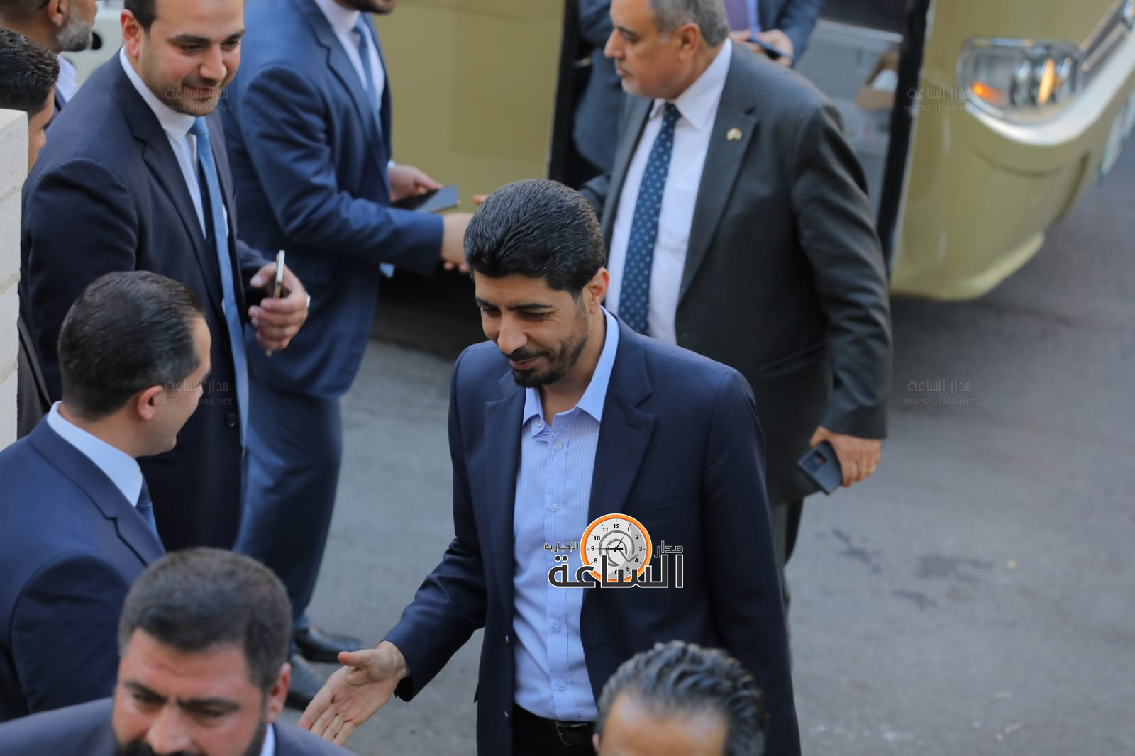 Madar Al-Saa Images 0.8728969396656483