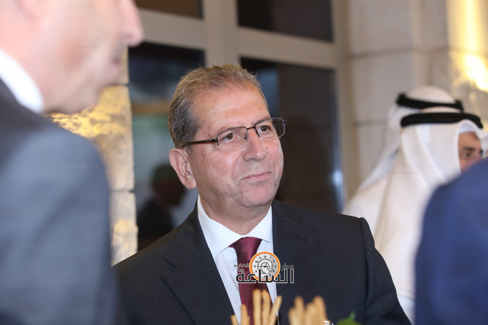 Madar Al-Saa Images 0.4108590216272414