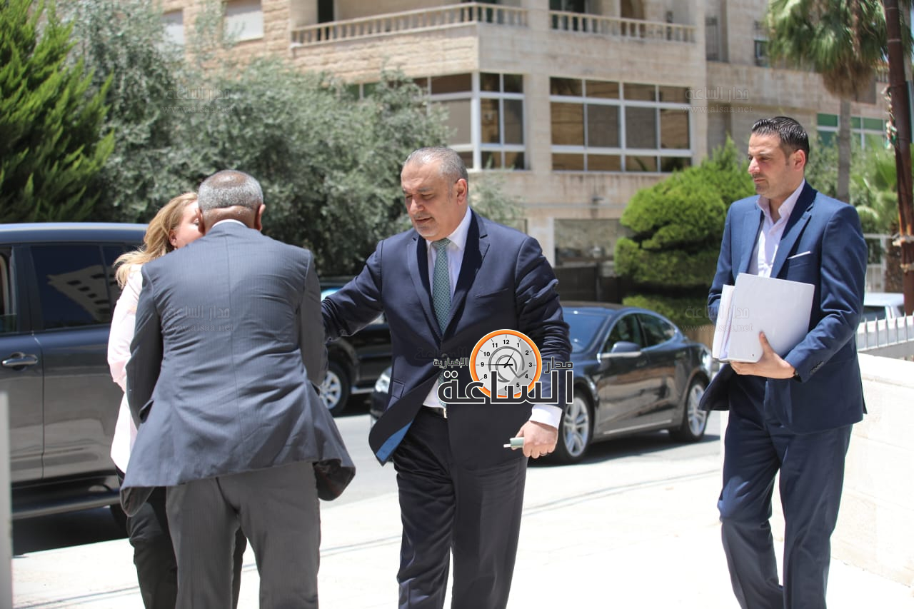 Madar Al-Saa Images 0.00789399036050642