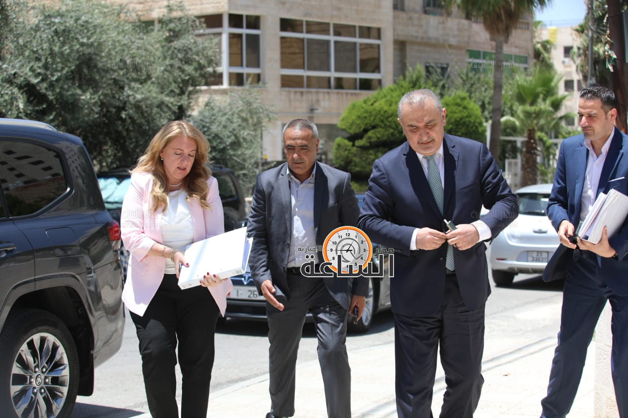 Madar Al-Saa Images 0.4338012249417311