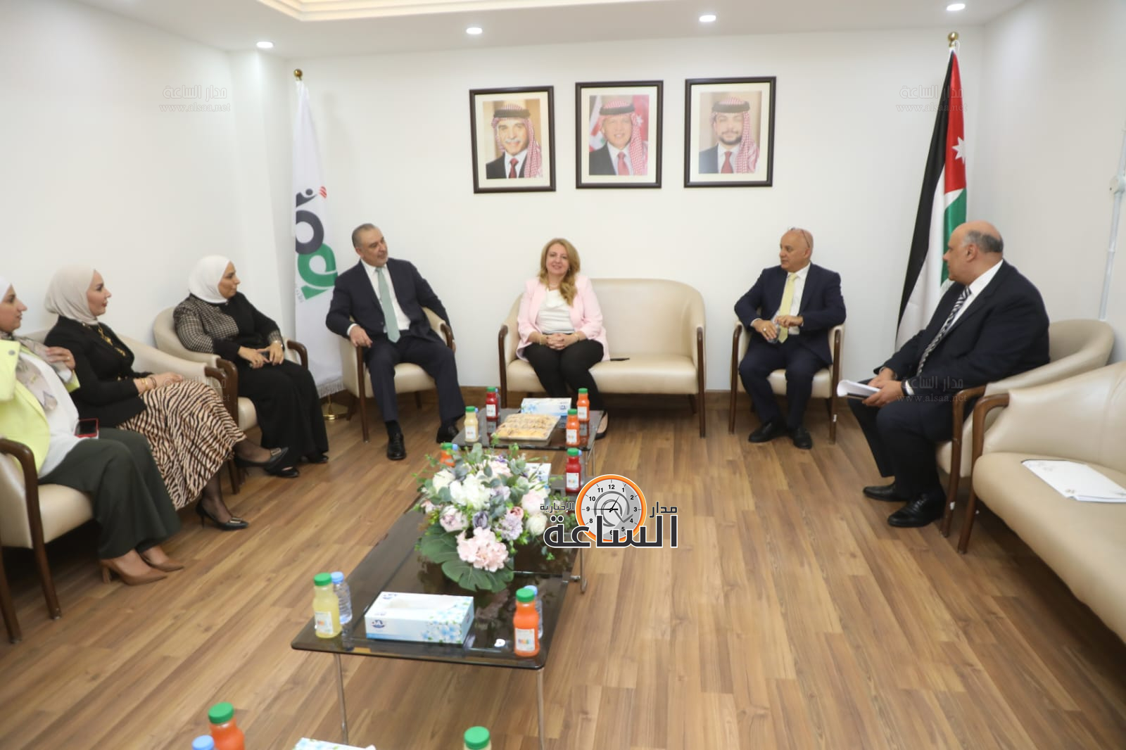 Madar Al-Saa Images 0.9153169207881326