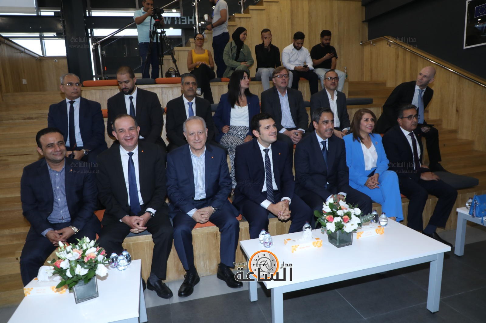 Madar Al-Saa Images 0.9363658571074016