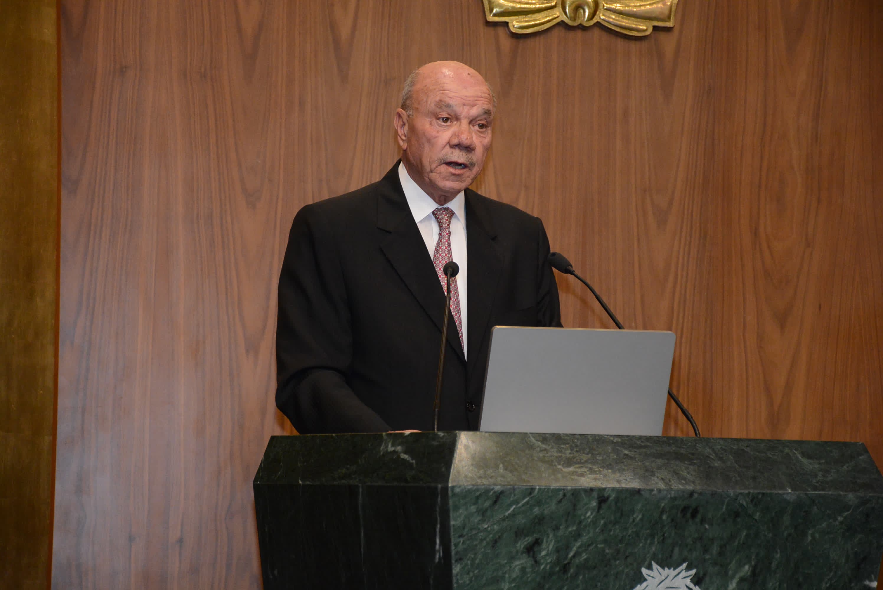 Madar Al-Saa Images 0.9958588781963063