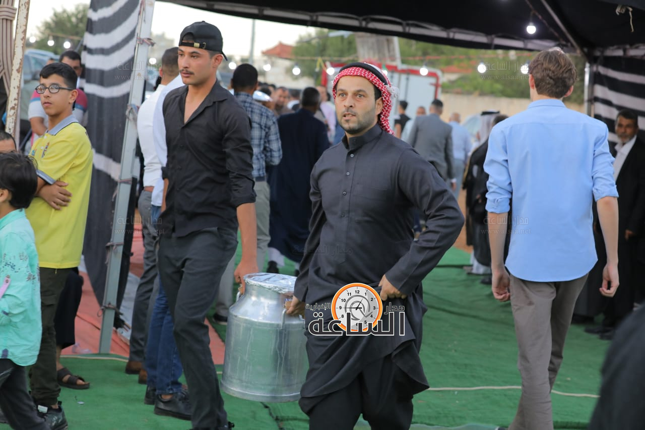 Madar Al-Saa Images 0.5693165651815693