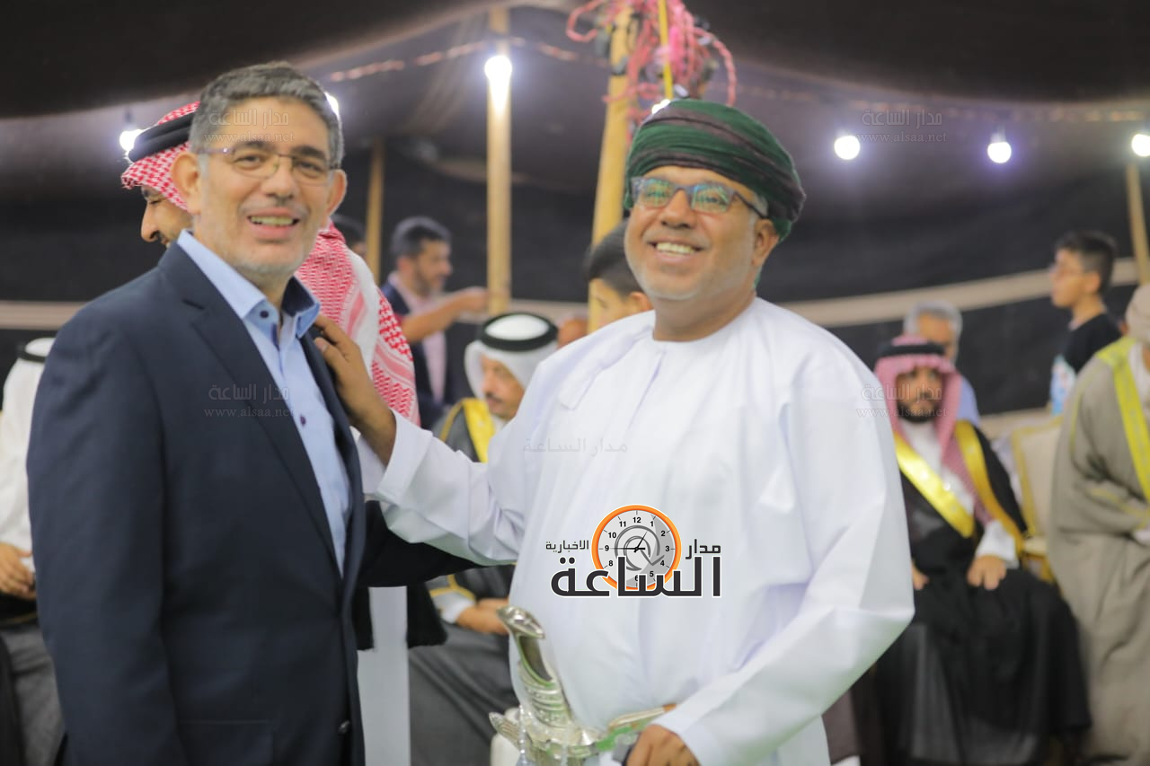 Madar Al-Saa Images 0.9995515100442209