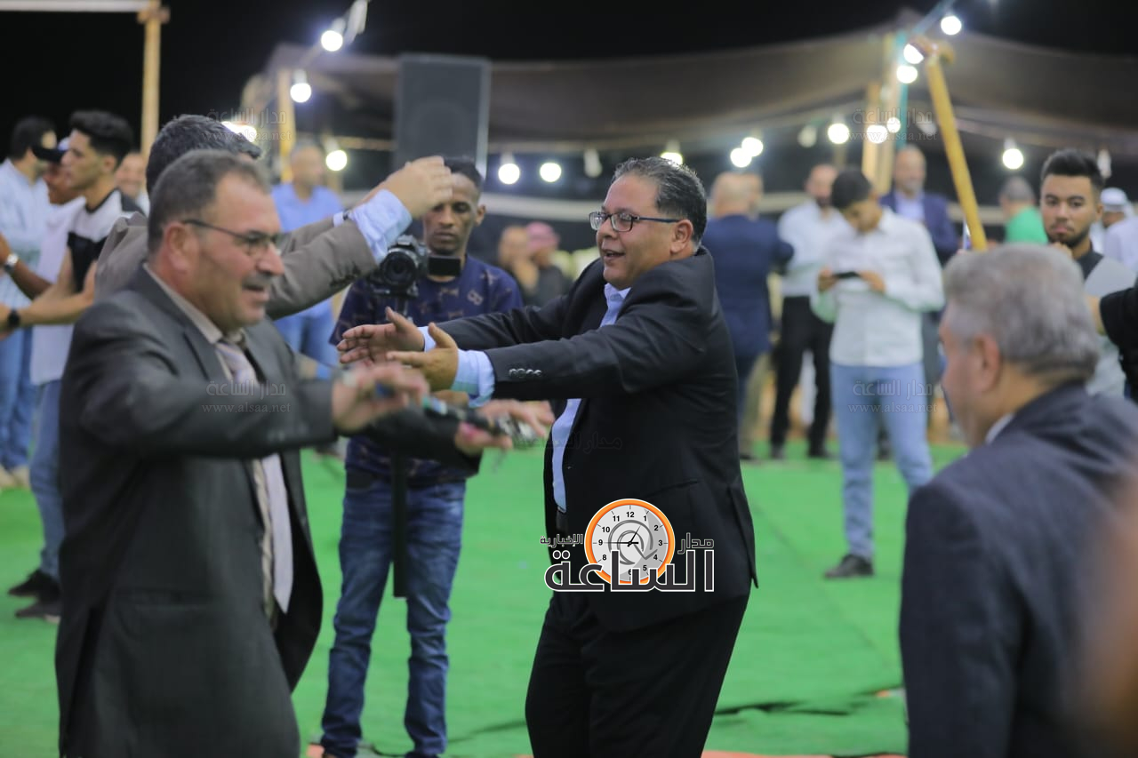 Madar Al-Saa Images 0.33933175651010283