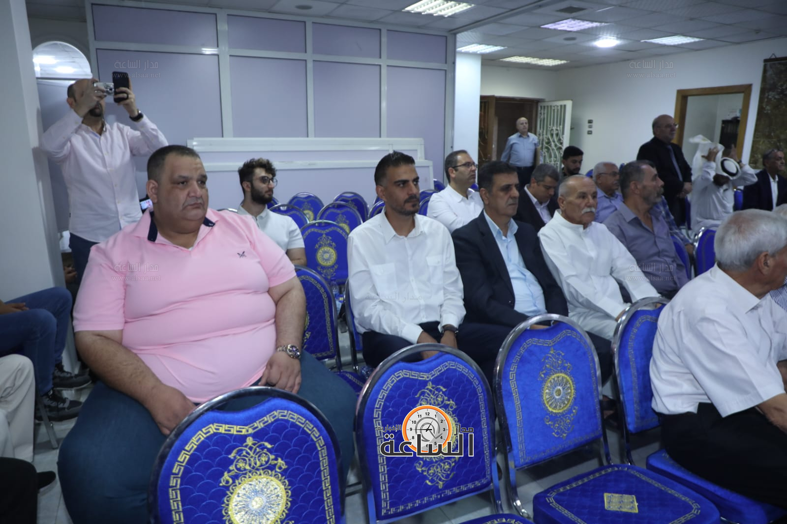 Madar Al-Saa Images 0.43633835394591136