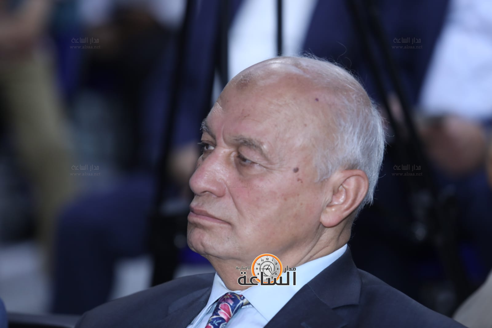 Madar Al-Saa Images 0.9562768631606997