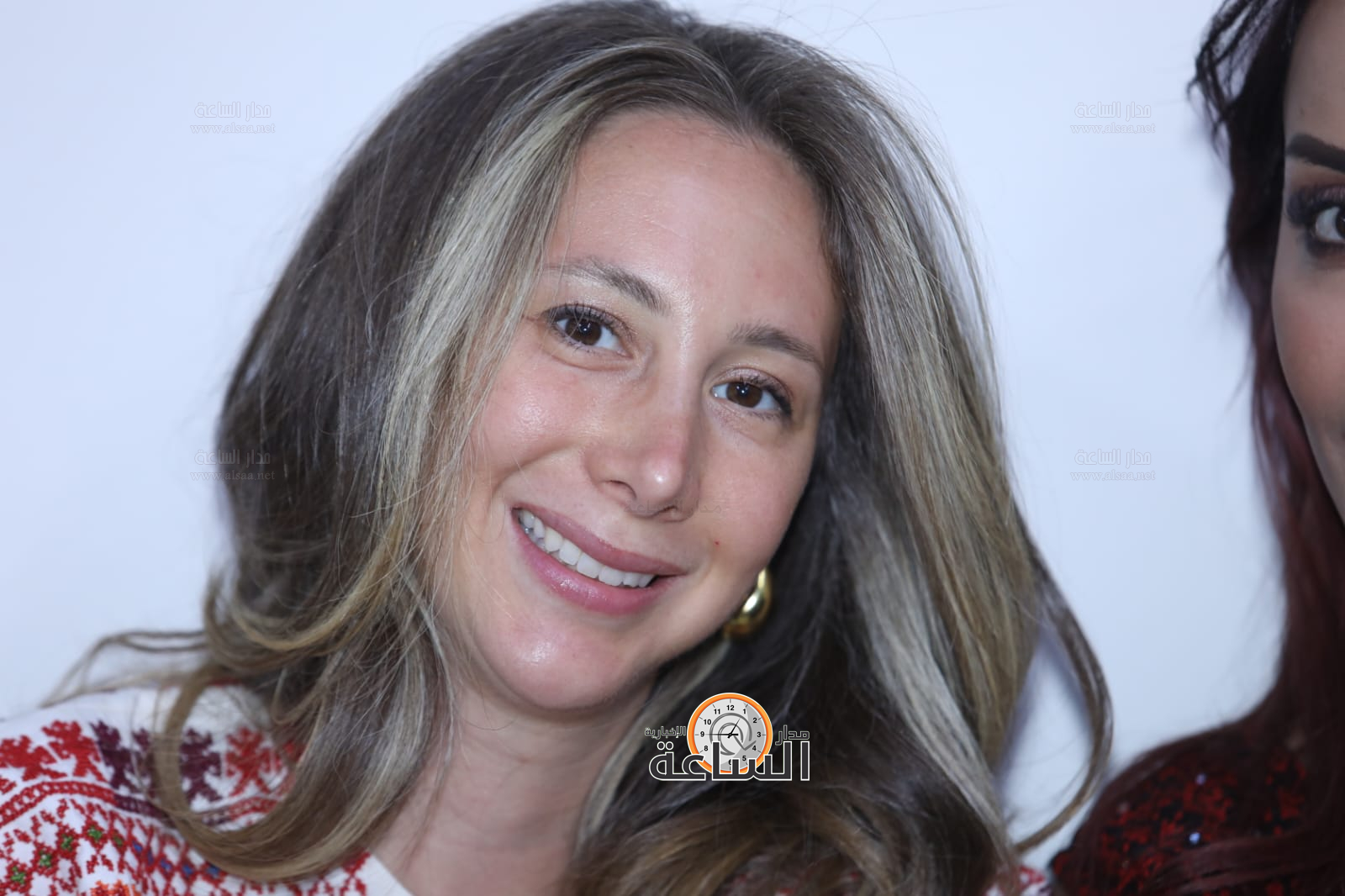 Madar Al-Saa Images 0.4891473153002519