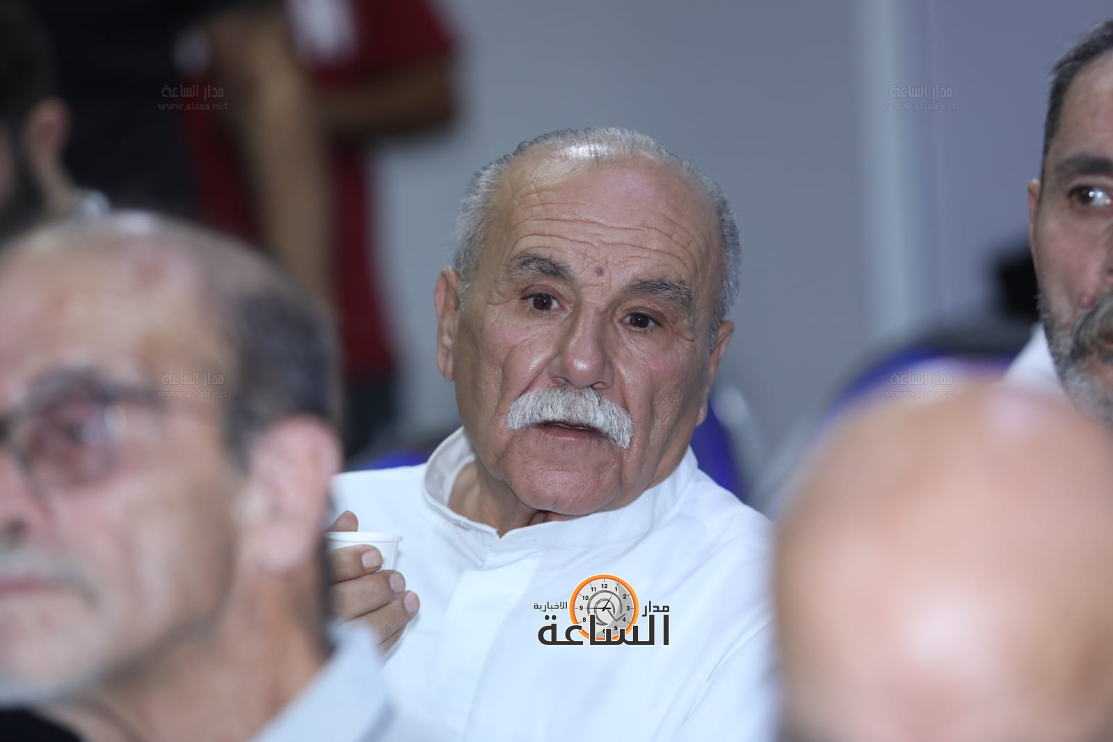 Madar Al-Saa Images 0.16796652372684462