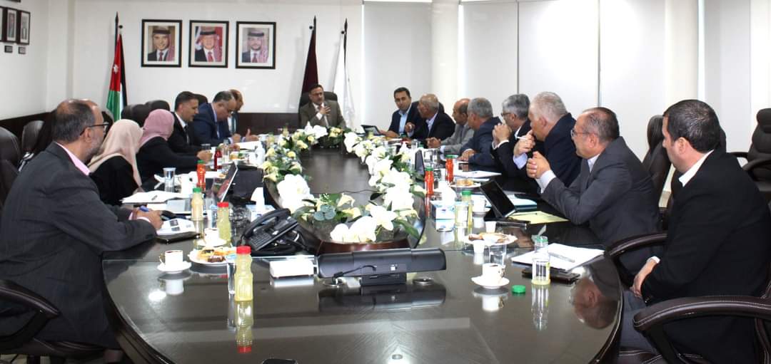 Madar Al-Saa Images 0.5292557370654905