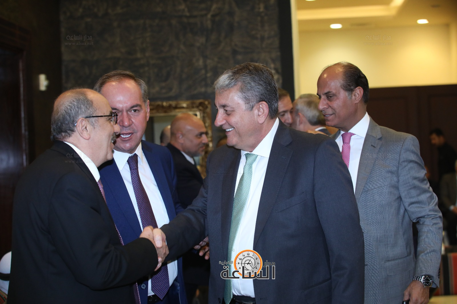 Madar Al-Saa Images 0.10302943994714964