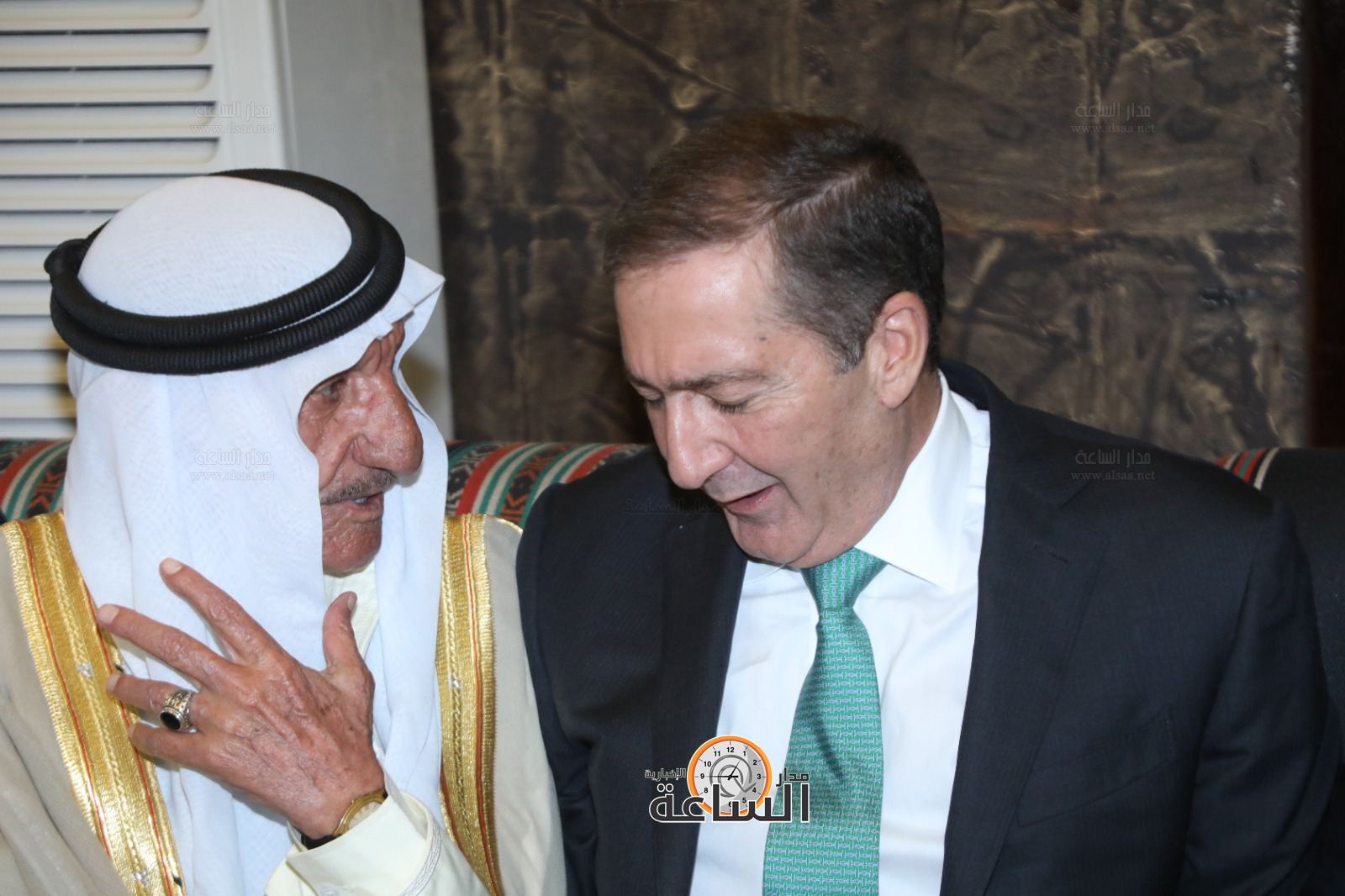 Madar Al-Saa Images 0.6997563578813741